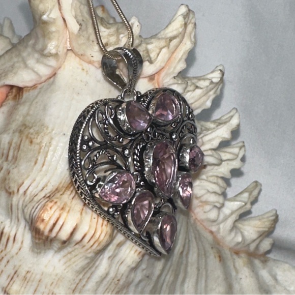 Charming Love Heart Pink Topaz multi-gem Pendant - Picture 4 of 9